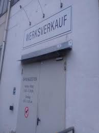 Teppichversand24 bietet viele designerteppiche, kinderteppiche,markenteppiche,orientteppiche,gabbeh teppiche und velourteppiche in vielen. á… Halbmond Teppich Werksverkauf Oelsnitz Halber Mond Halber Preis Lohnt Sich S