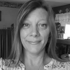 Are there any dog sitters around Mayfield area?