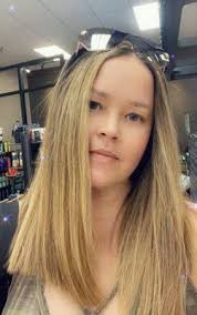 Danielle's Unique Nail Boutique, 1711 W Battlefield St, Ste J, Springfield,  MO 65807, US