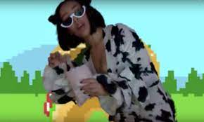 Сука, я корова, сука, я корова. Introducing Doja Cat Who Raps About Being A Cow And Inspires Memes The Fresh Toast