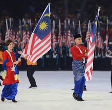 Perbarisan rumah sukan kuning perkasa sempena kejohanan olahraga sktu1. 11 Pakaian Terbaik Kontijen Sukan Sea 2017 Mesti Tengok Media Hiburan