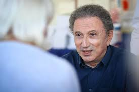 Michel drucker was born on september 12, 1942 in vire, calvados, france. Michel Drucker Will Continue On Television Until The End Papess