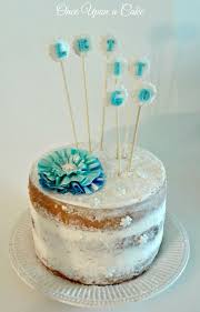 Let It Go Fondant Cake Toppers In An Elsa From Frozen Themed Color Scheme A Subtle Approach To A Theme Love The Cake Cupcake Cakes Strawberry Mousse Cake