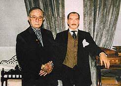 Babası boya ticareti yapan selçuk yaşar ve ailesi 1931 yılında i̇zmir'e taşındı. Selcuk Yasar Ve Bir Ataturk Nostaljisi Gunluk Yazarlar Haberleri