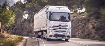 Mercedes Benz Actros Avec Mirrorcam Le Poids Lourd Sans Retroviseurs Tl Hub News