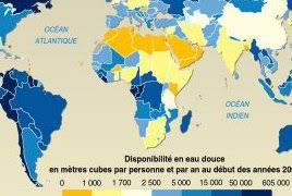 Malgré le fait que l'accès à l'eau potable et à l'assainissement soit reconnu comme un droit de l'homme depuis 2010. Disponibilite En Eau Douce Par Philippe Rekacewicz Le Monde Diplomatique Mars 2008