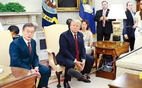 당장 5월 말 한미정상회담 때, 대통령이 직접 화이자, 모더나를 방문하여 ceo를 만나야 합니다. í•œë¯¸ì •ìƒíšŒë‹´ í•œê²½ë‹·ì»´