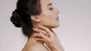 BeEMe-Med-Spa_Houston-Med-Spa_close-up-portrait-of-make-up-model