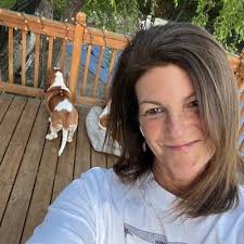 Marla Knott's Instagram, Twitter & Facebook