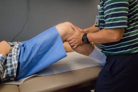 The Best Time to Seek Knee Pain Relief in San Antonio: Don’t Ignore These Warning Signs