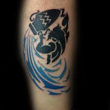 75 Tatuajes Del Signo Del Zodiaco Acuario El dragón es una criatura mitológica presente en varias culturas y dependiendo de ella puede tener distintos significados. 75 tatuajes del signo del zodiaco acuario