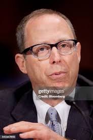 19 Photos & High Res Pictures