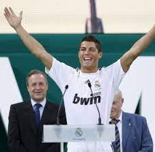 Maybe you would like to learn more about one of these? 80 000 Fans Real Madrid Empfangt Ronaldo Wie Einen Konig Welt