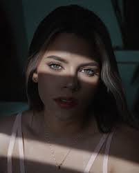 𝑱𝑨𝑽𝑰𝑬𝑹 𝑯𝑬𝑵𝑨𝑶