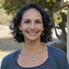 Melissa Garren's Instagram, Twitter & Facebook