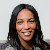 Shaina Ross's Instagram, Twitter & Facebook