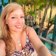 I am 48 years old I currently live in New York City. I own a beautiful  house in the city of Tampa Fl and another beautiful house in Vancouver. I  have been