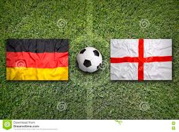 6 das spiel am 10. Deutschland Gegen England Flaggen Auf Fussballplatz Stockbild Bild Von Fahne Deutschland 71747533