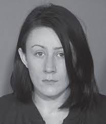 Leanne Monroe's Instagram, Twitter & Facebook