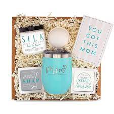 A postpartum gift basket to help mom survive the first six weeks after birth, can include the following items:. Amazon Com New Mom Gifts For Women Pregnancy Gifts For First Time Moms To Be Gift Mom Est 2022 Spa Bath Box Set W Mint Tumbler Gifts For New Mom