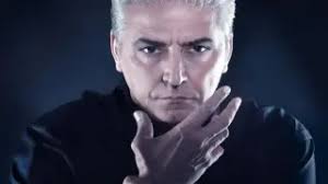 Jorge Blass: "A muchos políticos se les ve el truco, lo bueno es que a los  magos no"