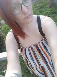 Amber Mears's Instagram, Twitter & Facebook