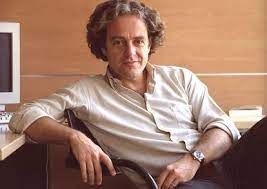 El escritor, traductor y editor juan forn, autor de obras como nadar de noche, frivolidad y maría domecq, falleció hoy a los 61 años tras sufrir un infarto, según confirmaron allegados a la familia. N5zdt0lujtmxjm