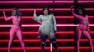 Aktor jest znany z wyciętego nagle z ramówki tvp filmu netfliksa eurovison song. Qaxtcxnuccbeem