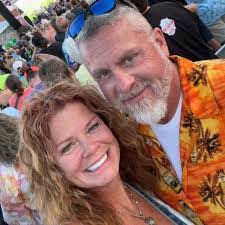 Gina Socha's Instagram, Twitter & Facebook