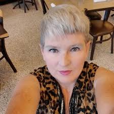 Rachel Holbert Jones Page (@sassygrrl32)