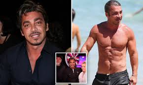 Johnny amefariki mapema hii leo alipokimbizwa katika hospitali moja hapa nairobi kwa matibabu ya naibu katibu mkuu wa msikiti wa jamia na mwanasiasa ibrahim ahmed johnny ameaga dunia. John Ibrahim Says It Is Worse To Be Stabbed Than Shot Daily Mail Online