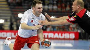 Z piłką reprezentant polski w piłce ręcznej, tomasz gębala. 3g9rp4fmbnnn M