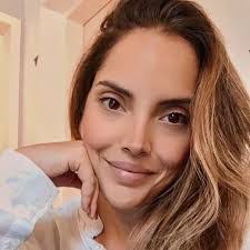 Erica Iorio's Instagram, Twitter & Facebook