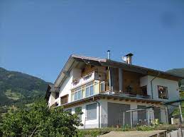 The venue consists of 2 bedrooms, 1 bathroom, and also a fully equipped kitchen. Haus Angelika Steindl Millstatt