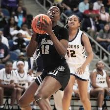 No. 2 Joyce Edwards commits to South Carolina basketball, Dawn Staley