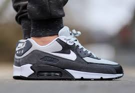 The Nike Air Max 90 Gone Greyscale Sneakernews Com Nike Air Max Nike Air Max 90 Cheap Nike Air Max