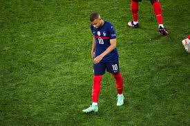 Relive kylian mbappé's first day as psg player. Kylian Mbappe Desole Son Message Apres Son Tir Au But Rate Video