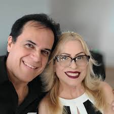 Comparto esto de la página de Cuca, mi amiga y compañera de clase 82  Elizabeth Rodríguez Su mamá Ana Echevarria, de la Urb Esteves falleció. •No  habrá velatorio. Nuestras condolencias Aguadillanos en