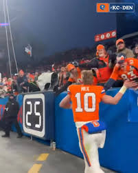 We 🫶 you, Broncos Country! #EasyToCelebrate x Bud Light