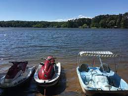 Lake hartwell is the perfect place to book a jet ski hire. Lake Hartwell Exit 19 Hot Tub Fire Pit Jetski Rent Houses For Rent In Anderson South Carolina United States