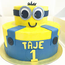 My first attempt at covering a cake with fondant and it worked! 24 Minion Cake Designs You Can Order Right Now Recommend My