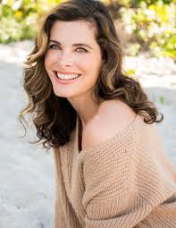 Amy Owen's Instagram, Twitter & Facebook