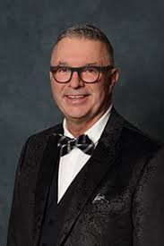 Shawn Watters's Instagram, Twitter & Facebook