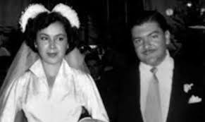 Un día como hoy, pero de 1973, muere josé alfredo jiménez, cantante y compositor mexicano, considerado como el mejor cantautor de música ranchera de todos los tiempos y uno de los más reconocidos e interpretados del siglo xx. The Songs Of Jose Alfredo Which Inspired His Wife Paloma