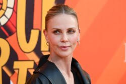 E! nets huge online Oscar crowd