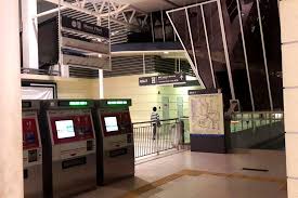 Usj 7 is 898 meters away, 12 min walk. Usj 7 Lrt Station Klia2 Info