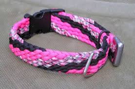 A flat paracord braid is used to make belts, purse handles and lanyards. Twelve Cord Flat Weave Instructions 7 Steps With Pictures Instructables