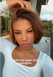 95s Hair Trends: Ginger, Ash, and Strawberry Blondes