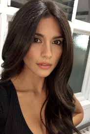 Discover 9 Blowout Hair and Beachy Hair Ideas