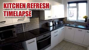 changing drawer & cupboard fronts on a